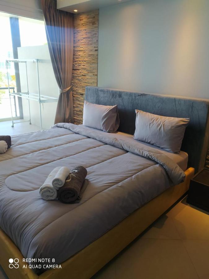 Karon Beach Apartment Sea View Esterno foto