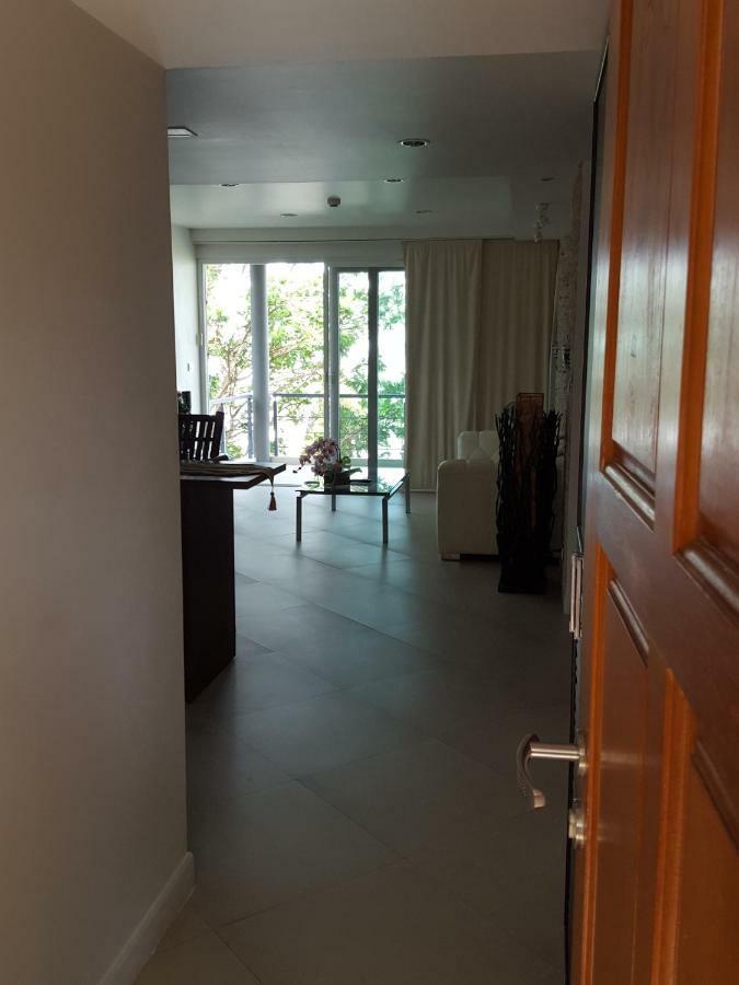 Karon Beach Apartment Sea View Esterno foto