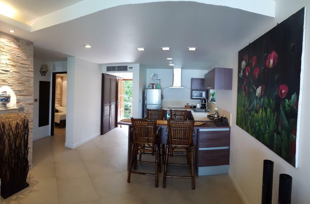 Karon Beach Apartment Sea View Esterno foto