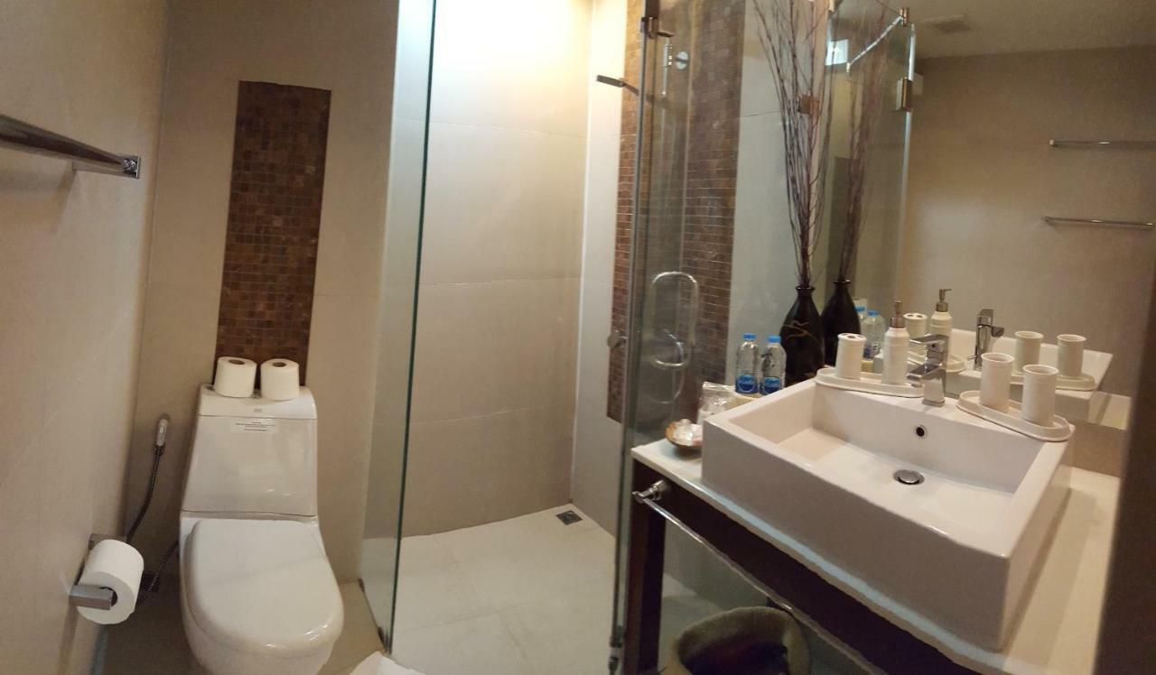 Karon Beach Apartment Sea View Esterno foto